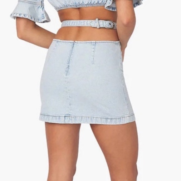 NWT WeWore What Indigo Comfort Cut
Out Skirt size L - Picture 6 of 6